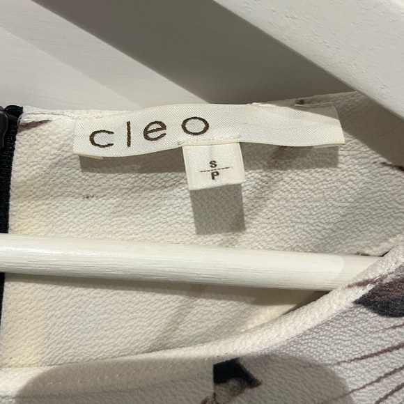 Cleo Floral Black & White Blouse - Picture 2 of 4